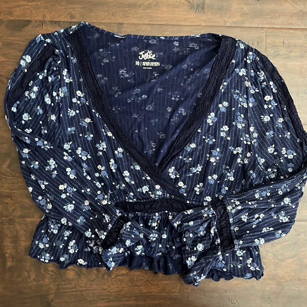 Adorable girls Justice long sleeve top